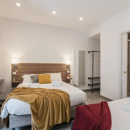 The Rent - Two-bedroom In Colosseum Area *