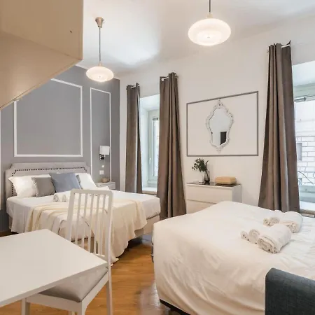 The Rent - Two-bedroom In Colosseum Area Rome