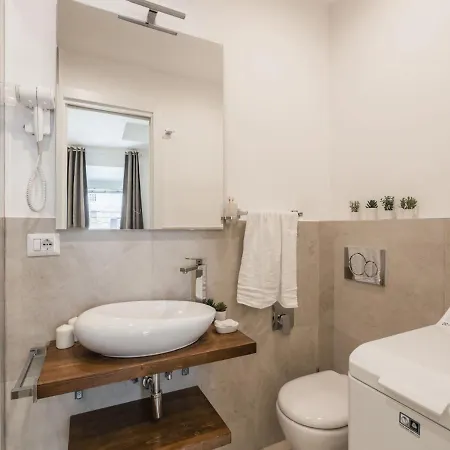 Appartamento The Rent - Two-bedroom In Colosseum Area *