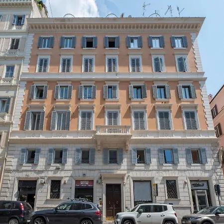 The Rent - Two-bedroom In Colosseum Area Apartment *